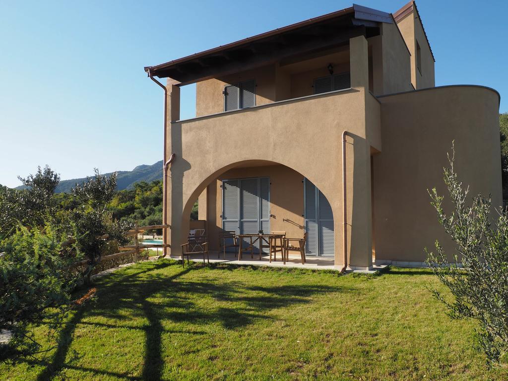 Agriturismo "I Castellari" Pietra Ligure Bagian luar foto