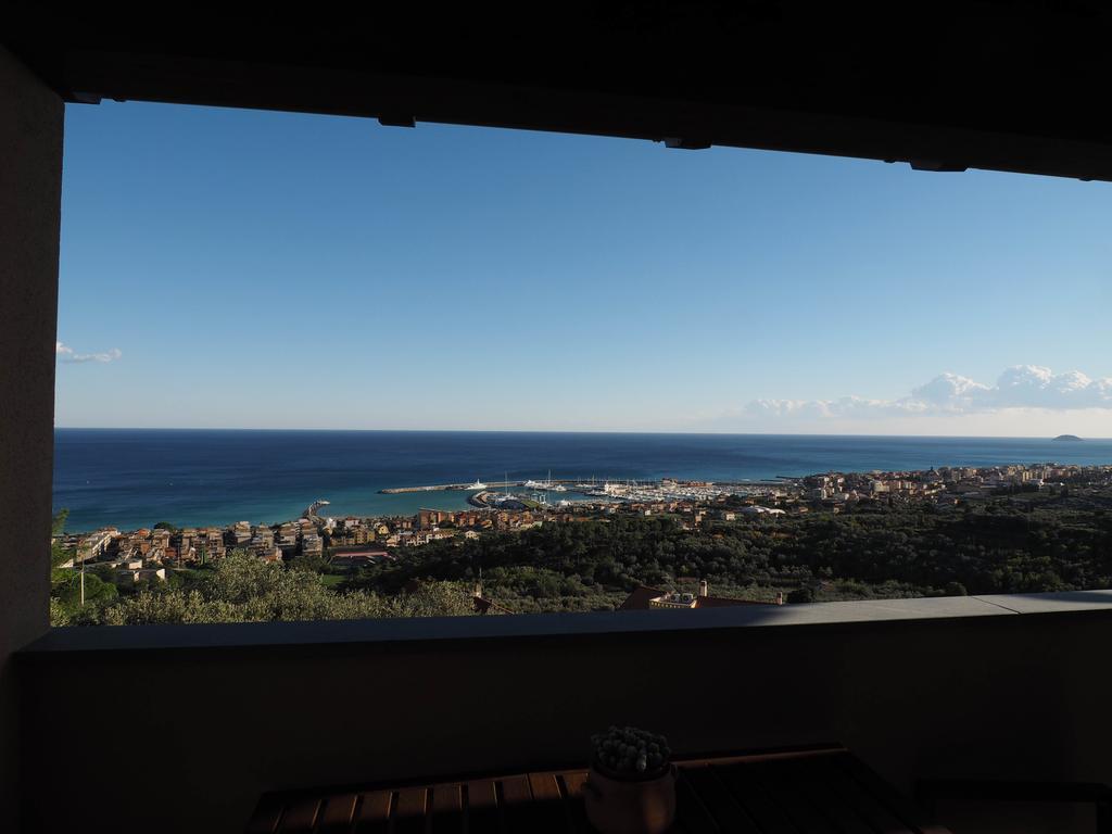 Agriturismo "I Castellari" Pietra Ligure Ruang foto