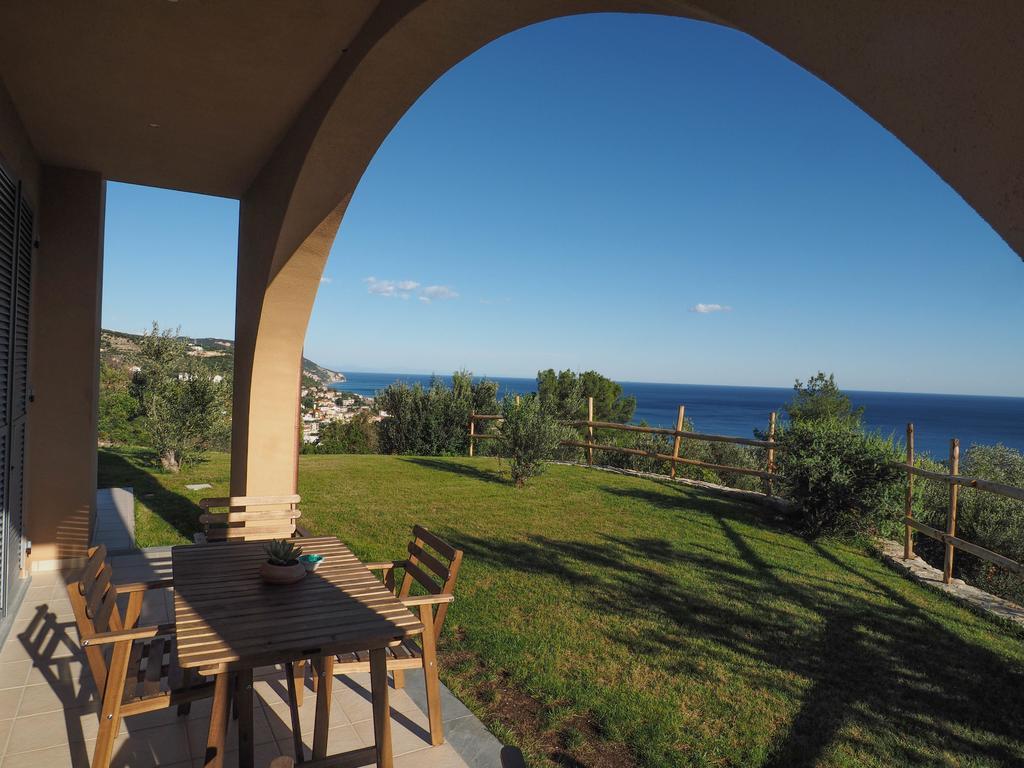 Agriturismo "I Castellari" Pietra Ligure Ruang foto