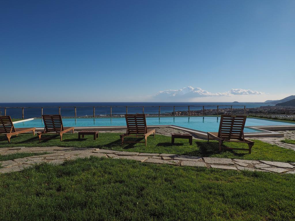 Agriturismo "I Castellari" Pietra Ligure Bagian luar foto