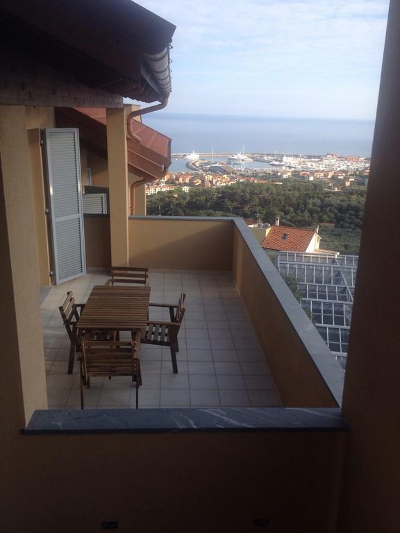 Agriturismo "I Castellari" Pietra Ligure Ruang foto
