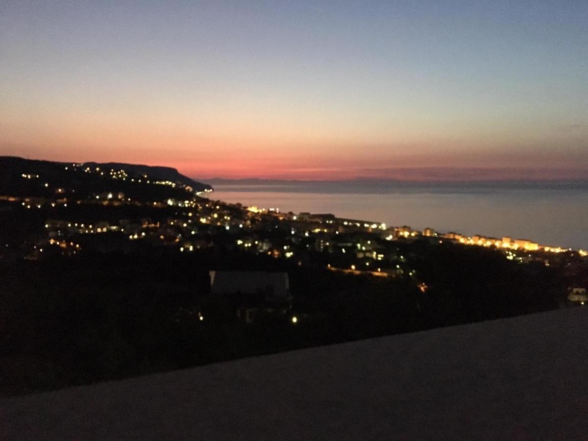 Agriturismo "I Castellari" Pietra Ligure Bagian luar foto